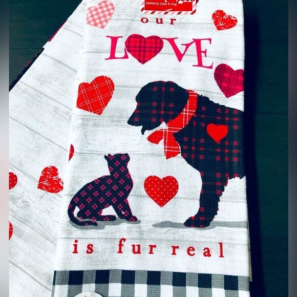 Dog & Cat Love Fur Real Valentine Hearts Kitchen Dish Towels Set - Picture 2 of 4